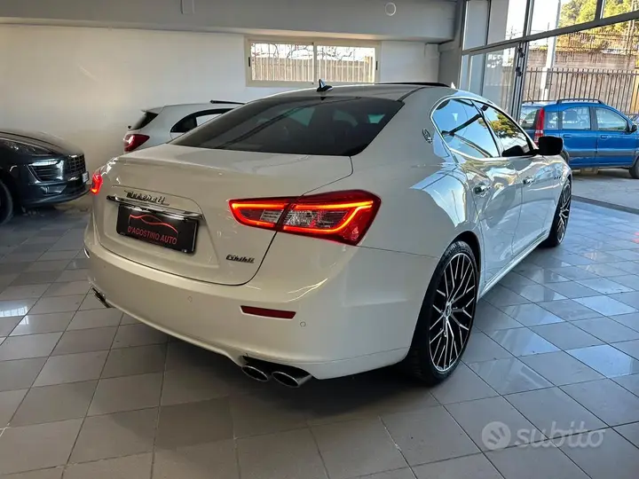 Maserati Ghibli 2015 photo 5