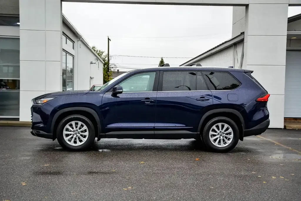 Toyota Grand Highlander 2024 photo 3