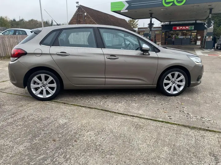 Citroen C4 2015 photo 4
