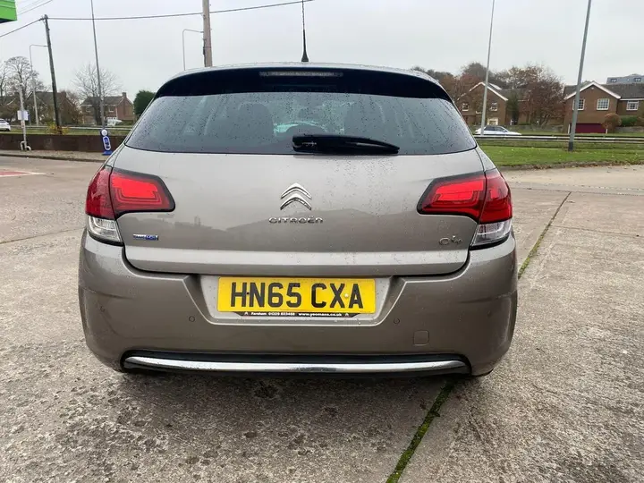 Citroen C4 2015 photo 3