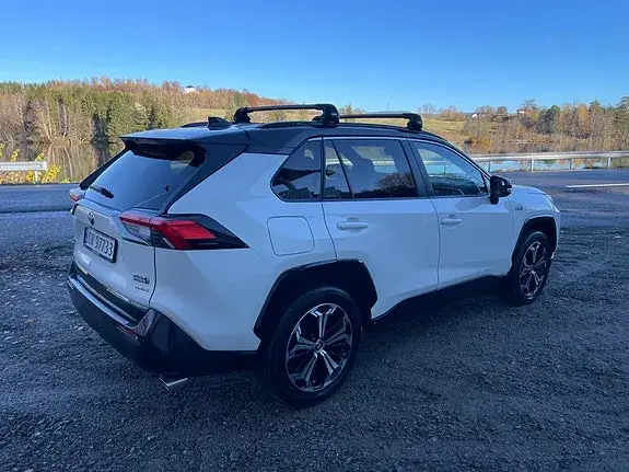 Toyota Rav4 2021 photo 3