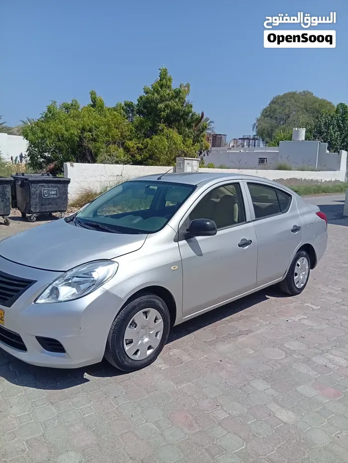 Nissan Sunny 2013 photo 4