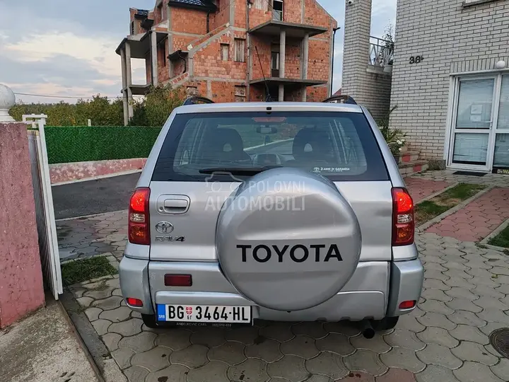 Toyota Rav4 2004 photo 5