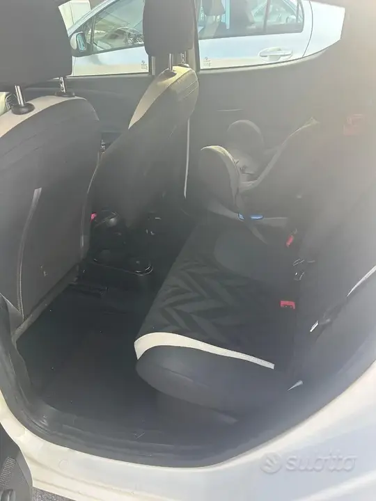 Lancia Ypsilon 2016 photo 5