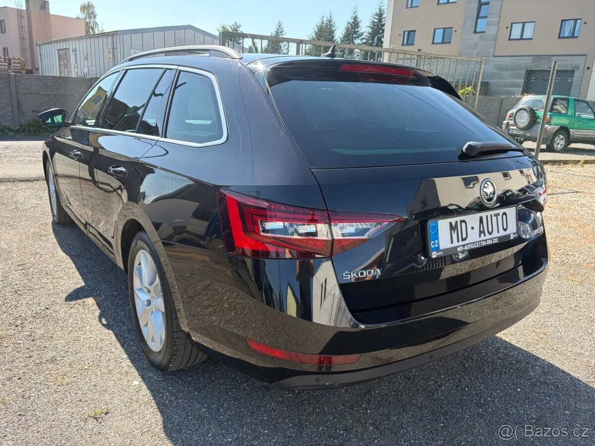 Skoda Superb Iii 2016 photo 2