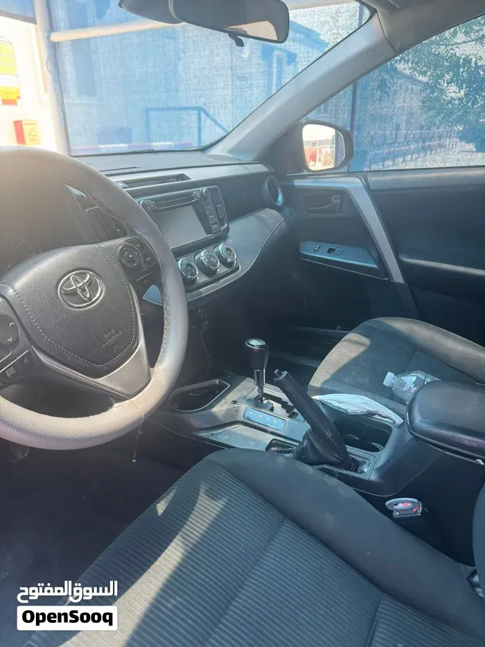 Toyota Rav 4 2017 photo 4