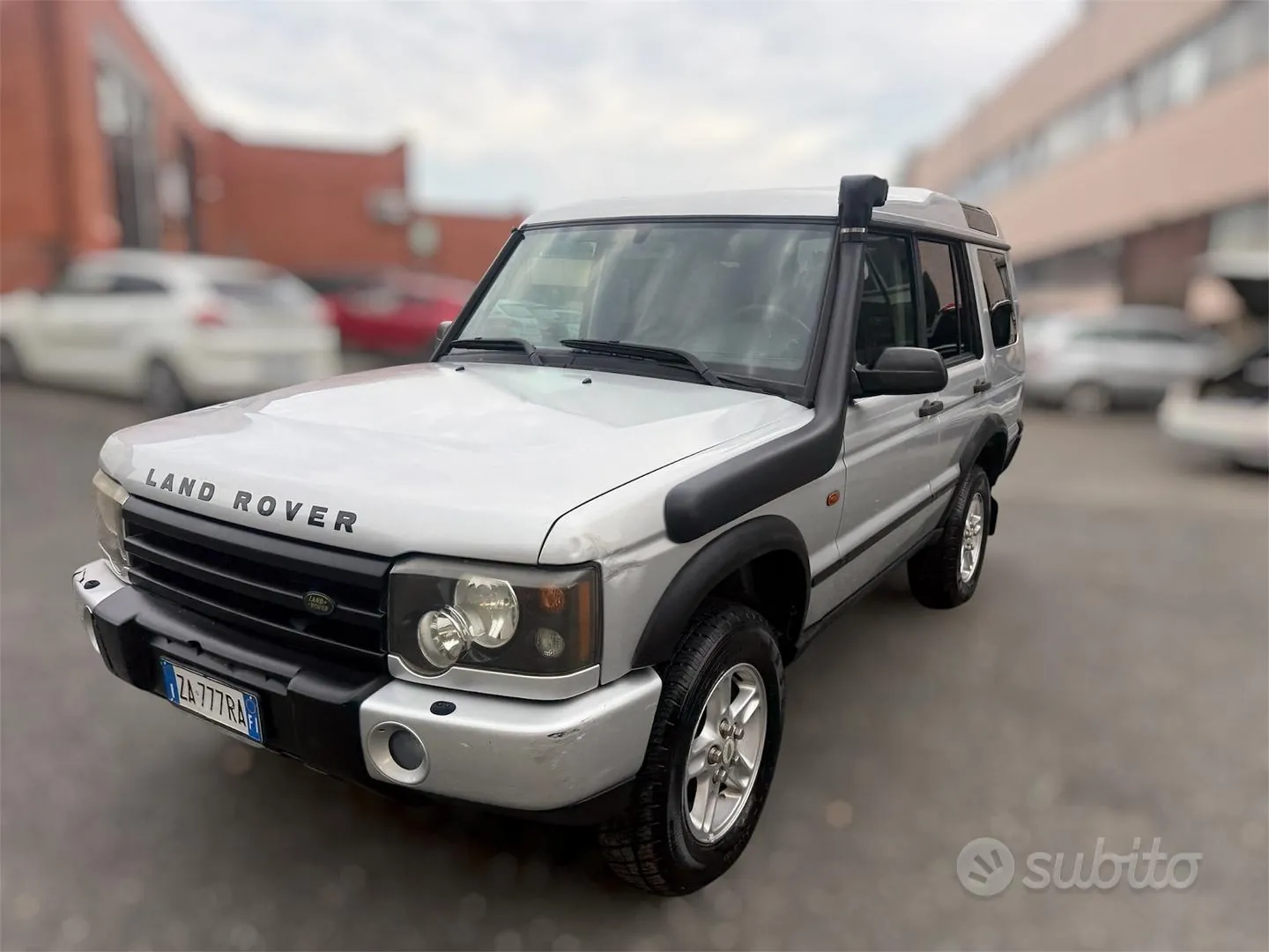 Land Rover Discovery 2002 photo 2