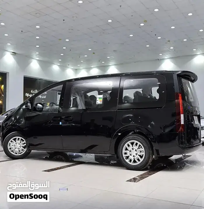 Hyundai Staria 2027 photo 4