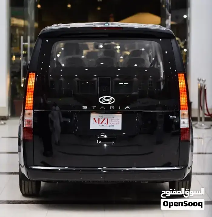 Hyundai Staria 2027 photo 2
