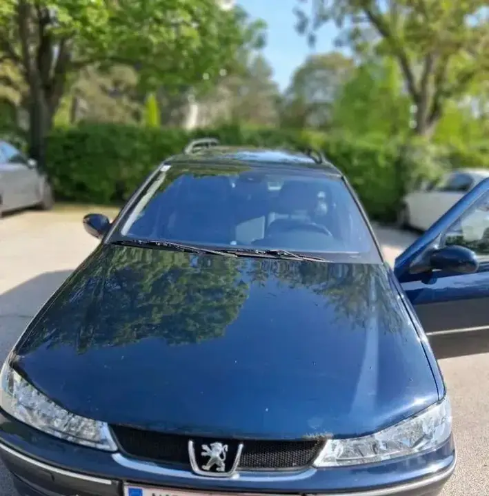 Peugeot 406