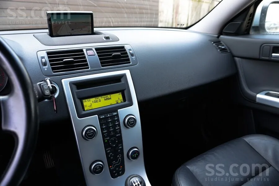 Volvo V50 2010 photo 5