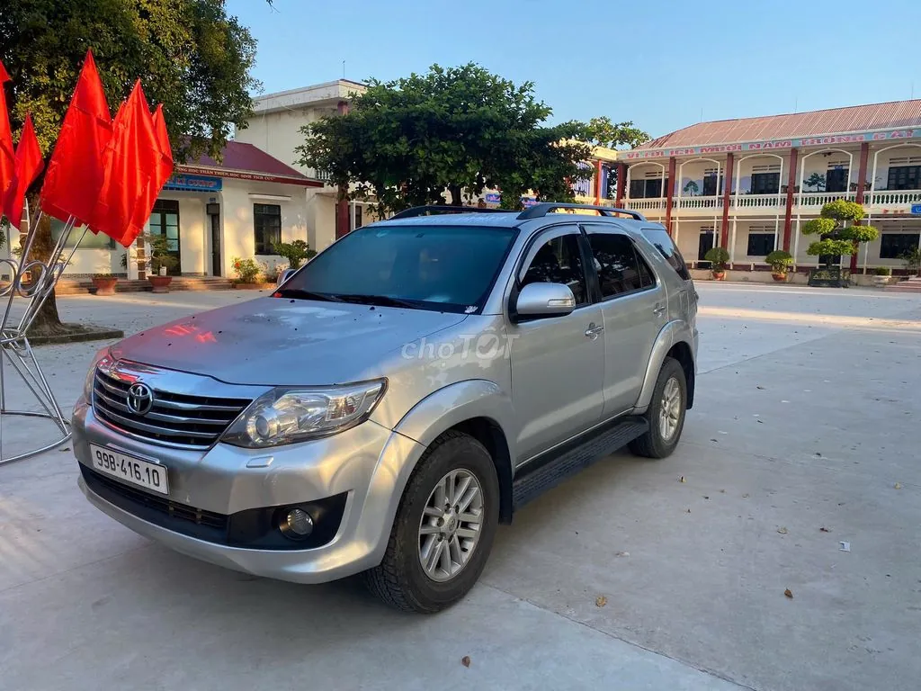 Toyota Fortuner 2013 photo 3