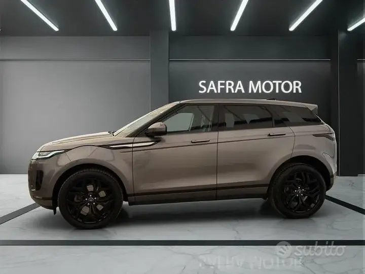 Land Rover Range Rover Evoque 2023 photo 3
