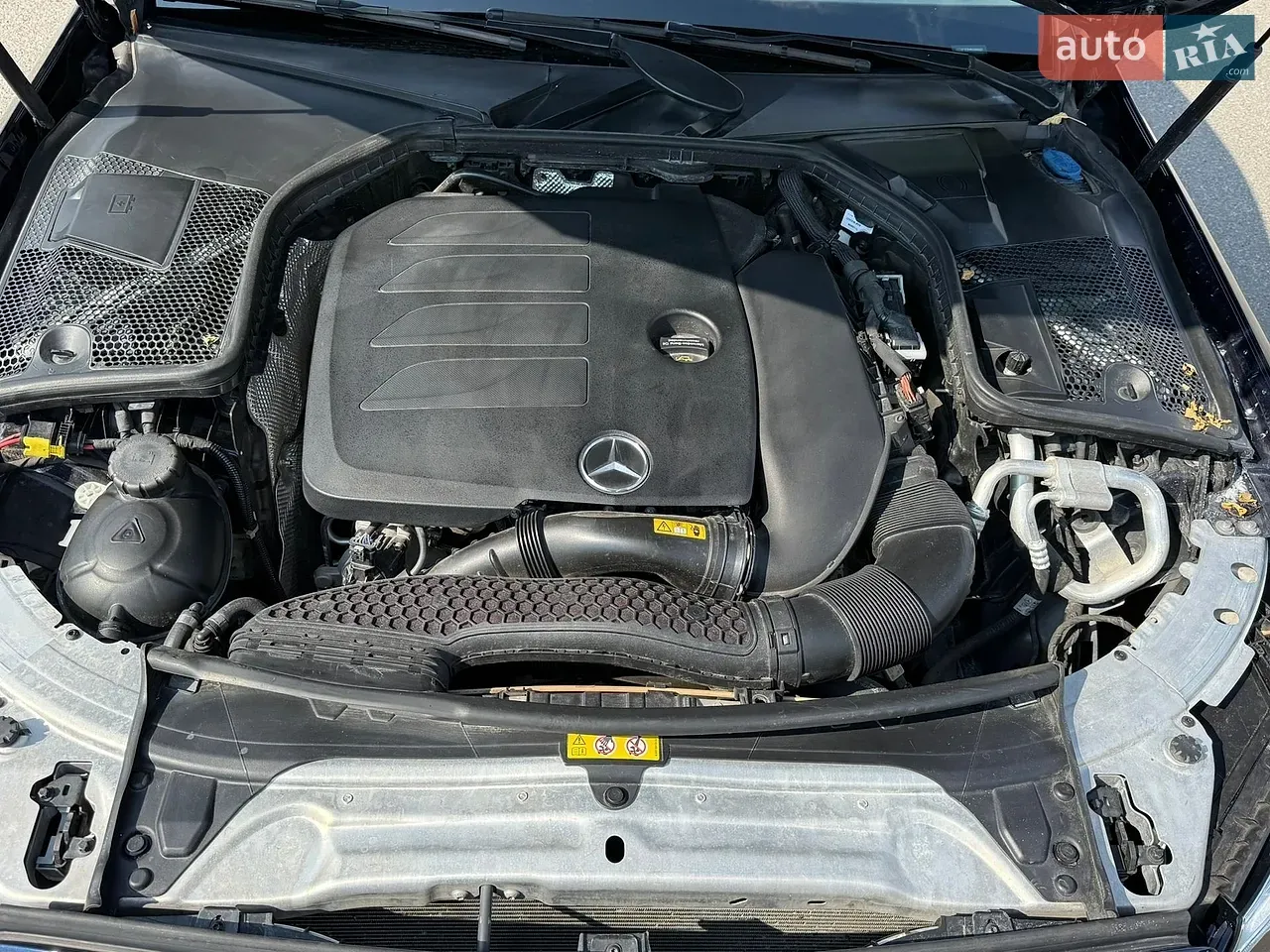 Mercedes-Benz C-Class 2018 photo 5