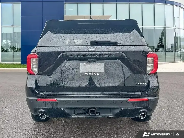 Ford Explorer 2023 photo 5