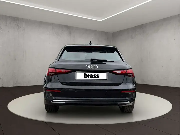 Audi A3 2023 photo 4