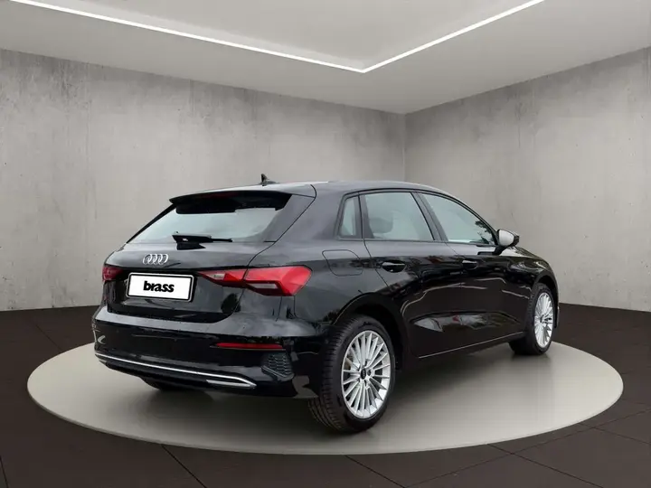 Audi A3 2023 photo 5