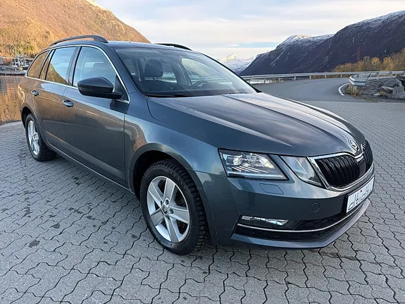 Skoda Octavia 2018 photo 2