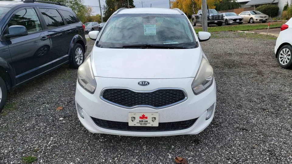 Kia Rondo 2014 photo 2