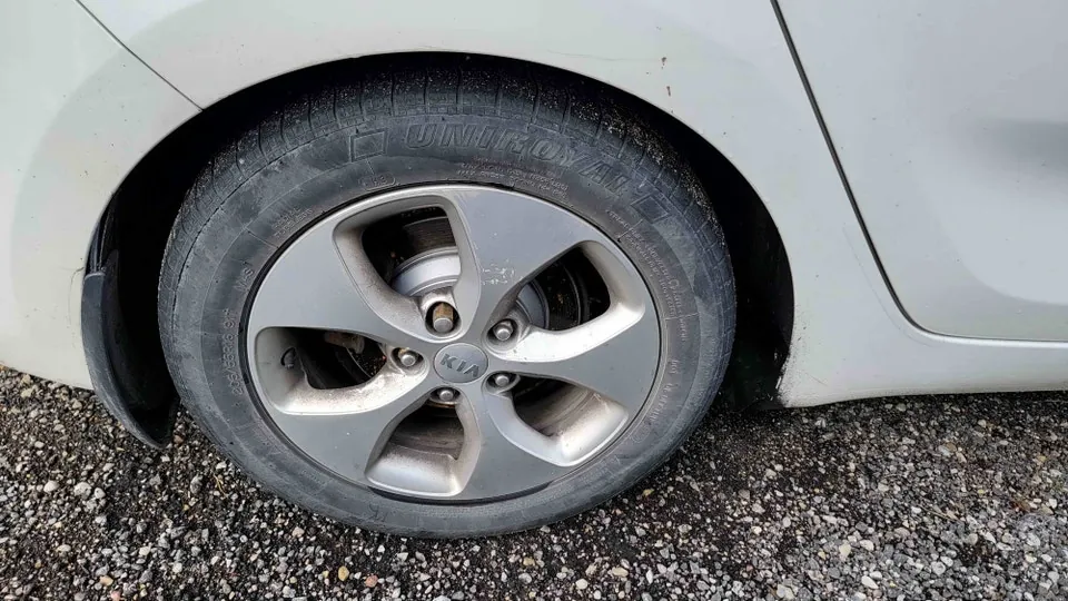 Kia Rondo 2014 photo 5