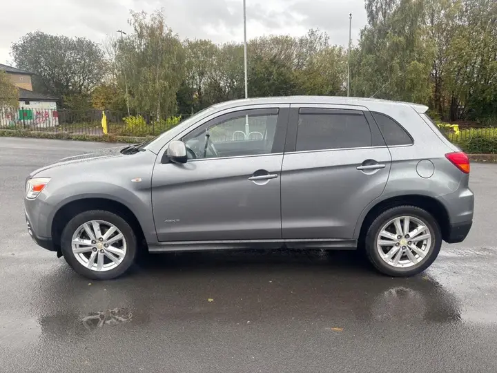 Mitsubishi Asx 2012 photo 4