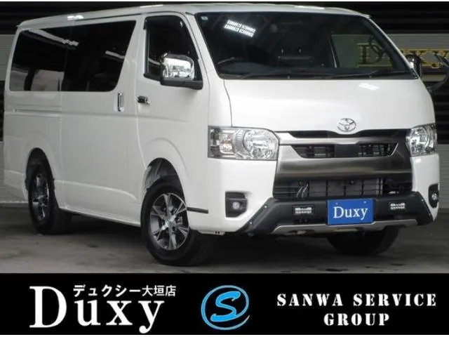 Toyota Hiace Van