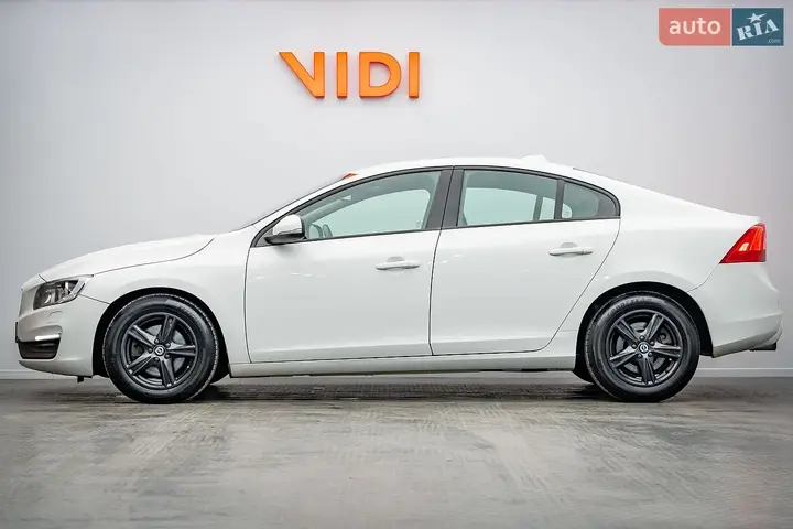 Volvo S60 2014 photo 3
