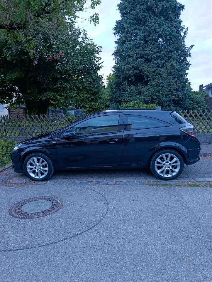 Opel Astra H