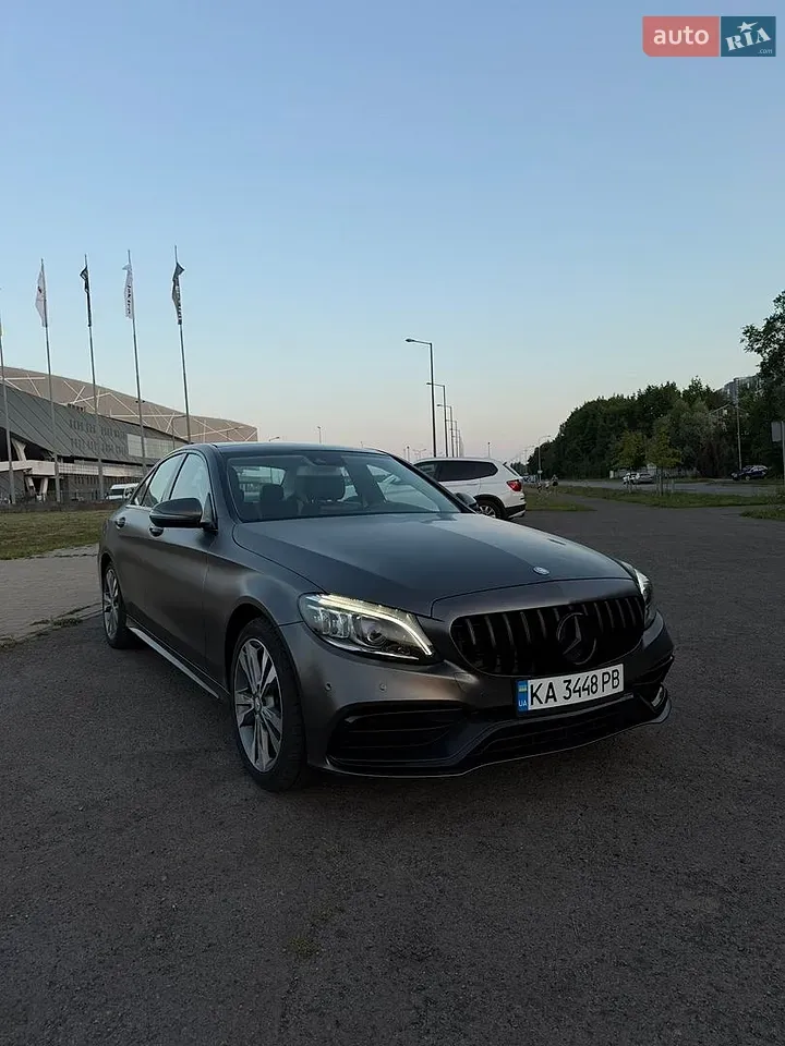 Mercedes-Benz C-Class 2016 photo 2