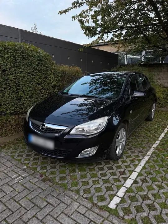 Opel Astra J