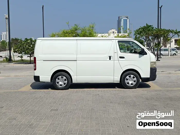 Toyota Hiace 2007 photo 4