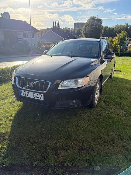 Volvo V70 2009 photo 2