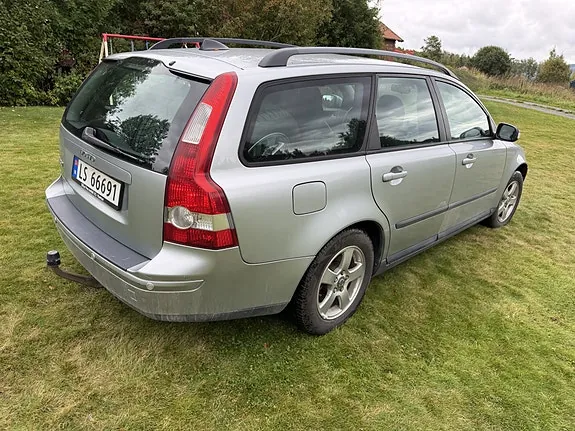 Volvo V50 2007 photo 2