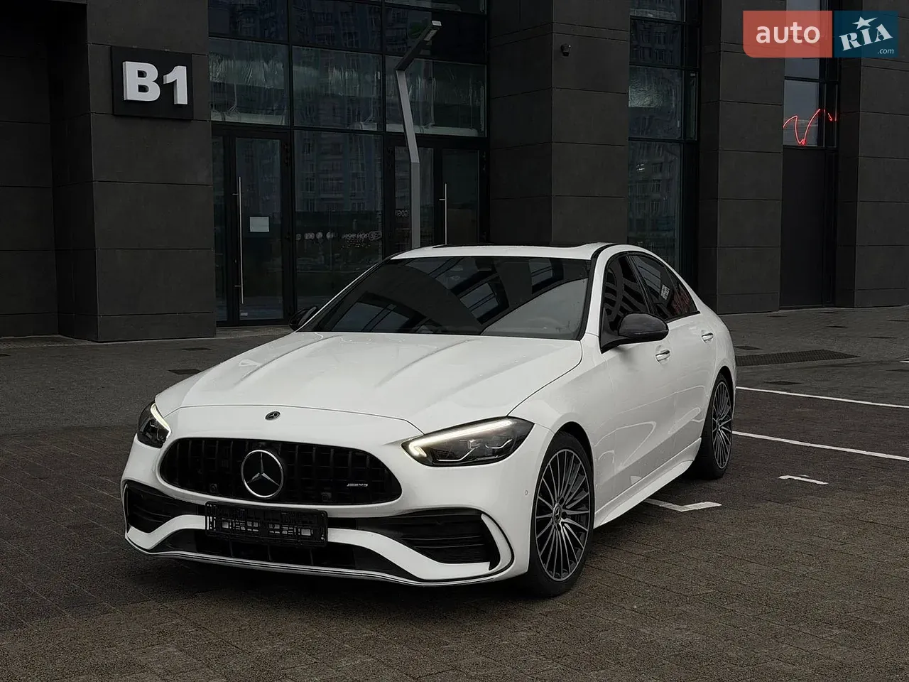 Mercedes-Benz C-Class 2022 photo 3