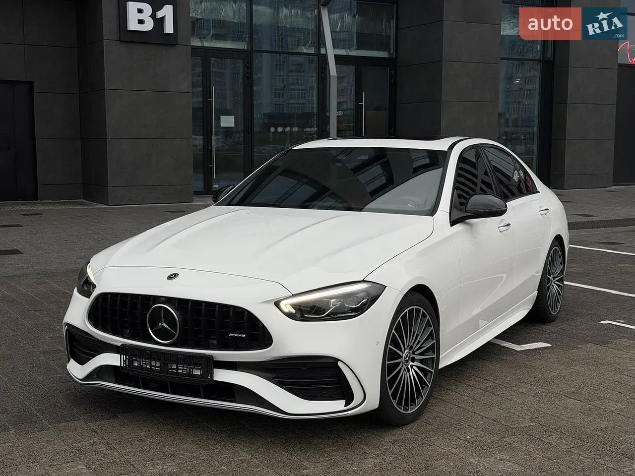Mercedes-Benz C-Class 2022 photo 2