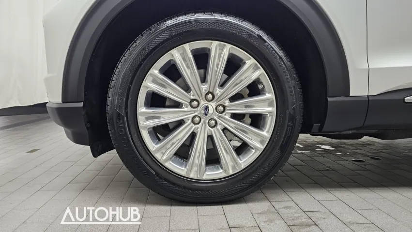 Ford Explorer 2020 photo 5