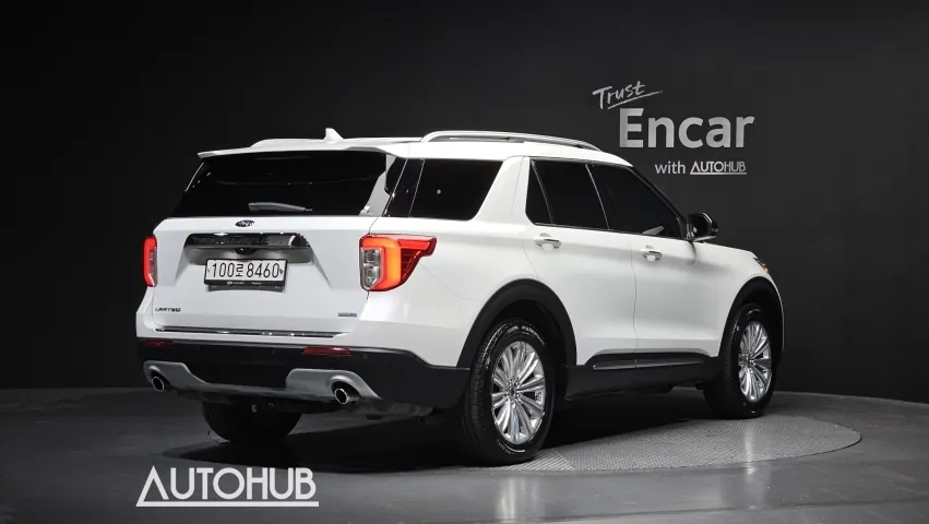 Ford Explorer 2020 photo 2