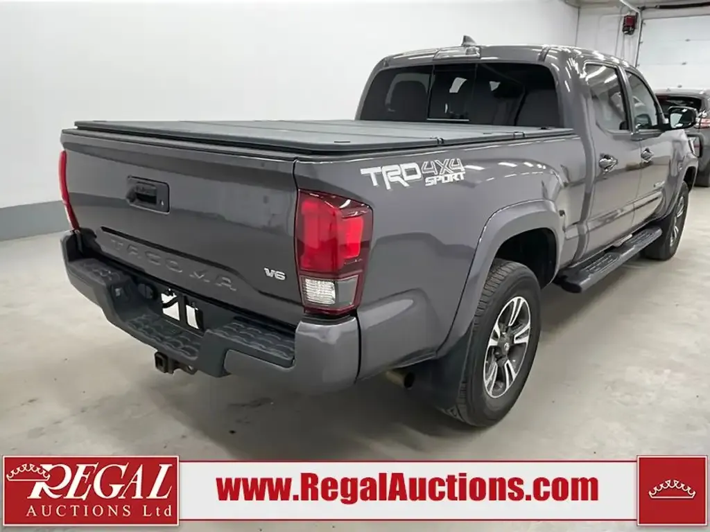 Toyota Tacoma 2018 photo 3