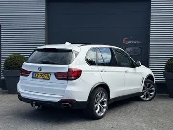 BMW X5 2015 photo 2