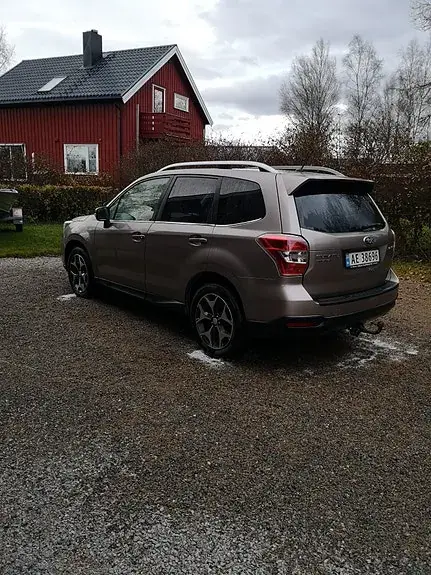 Subaru Forester 2013 photo 2