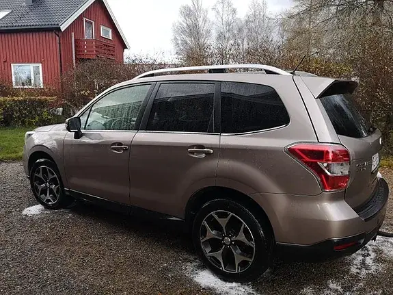 Subaru Forester 2013 photo 4