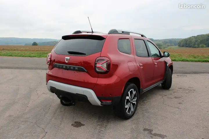 Dacia Duster 2022 photo 2