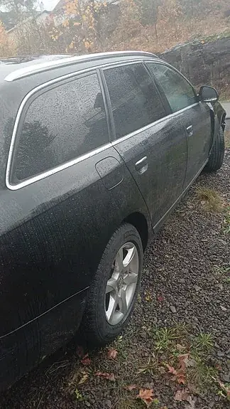 Audi A6 2011 photo 2