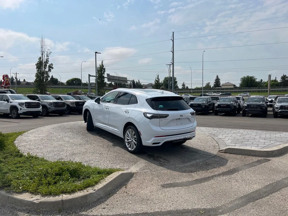 Buick Envision 2026 photo 4