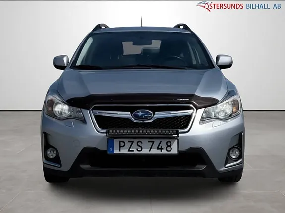 Subaru Xv 2016 photo 2