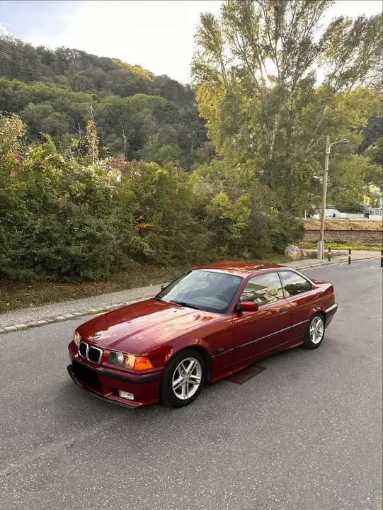 BMW 3 Series 1995 photo 2