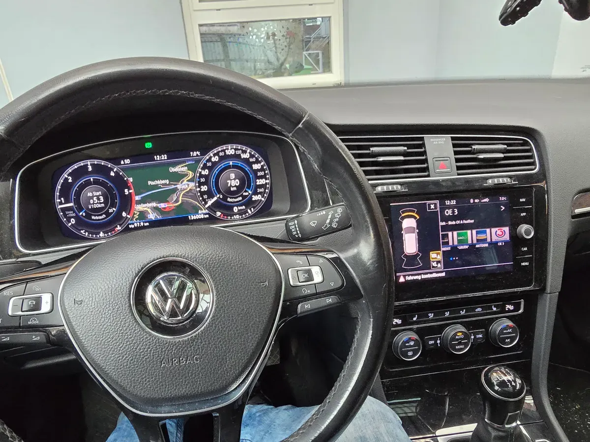 Volkswagen Golf 2018 photo 3