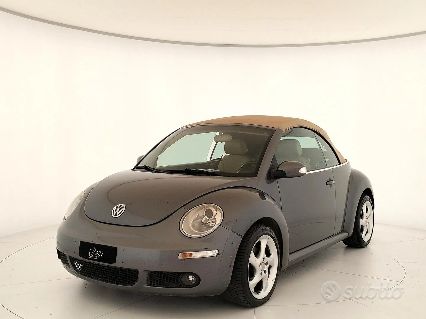 Volkswagen New Beetle