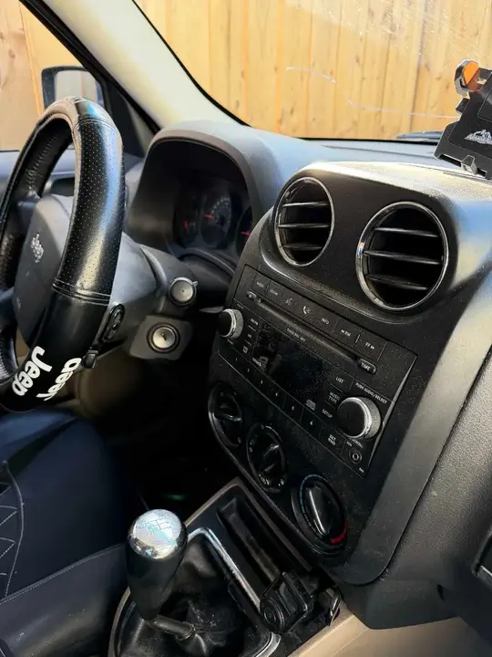 Jeep Patriot 2009 photo 4