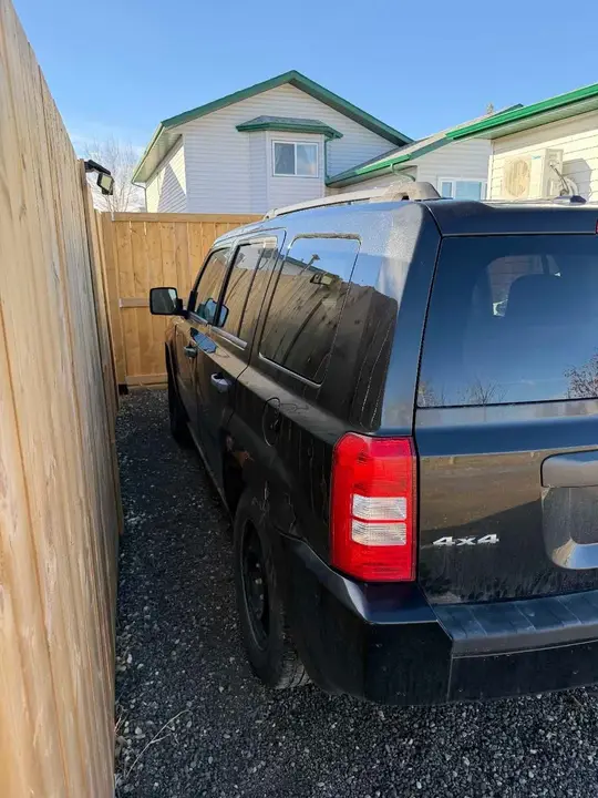 Jeep Patriot 2009 photo 2